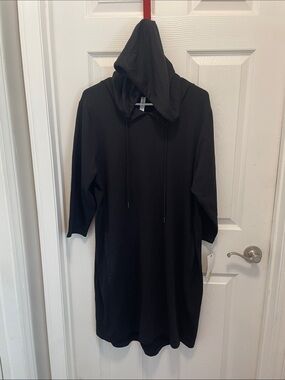 NWT Kinesis Hoodie Dress with Drawstring Hood